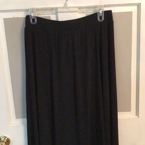 Long black skirt
